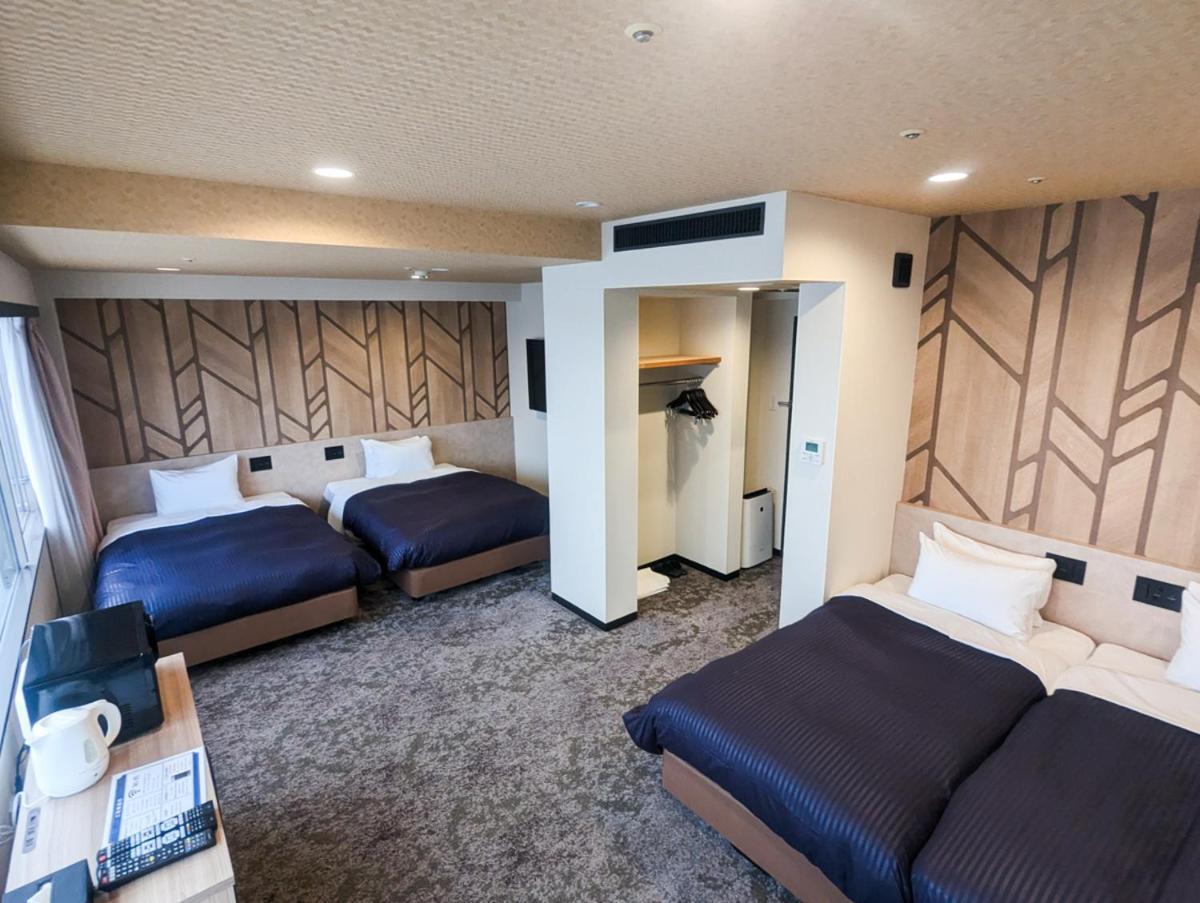 Hotel Livemax Budget Kagoshima Exterior photo
