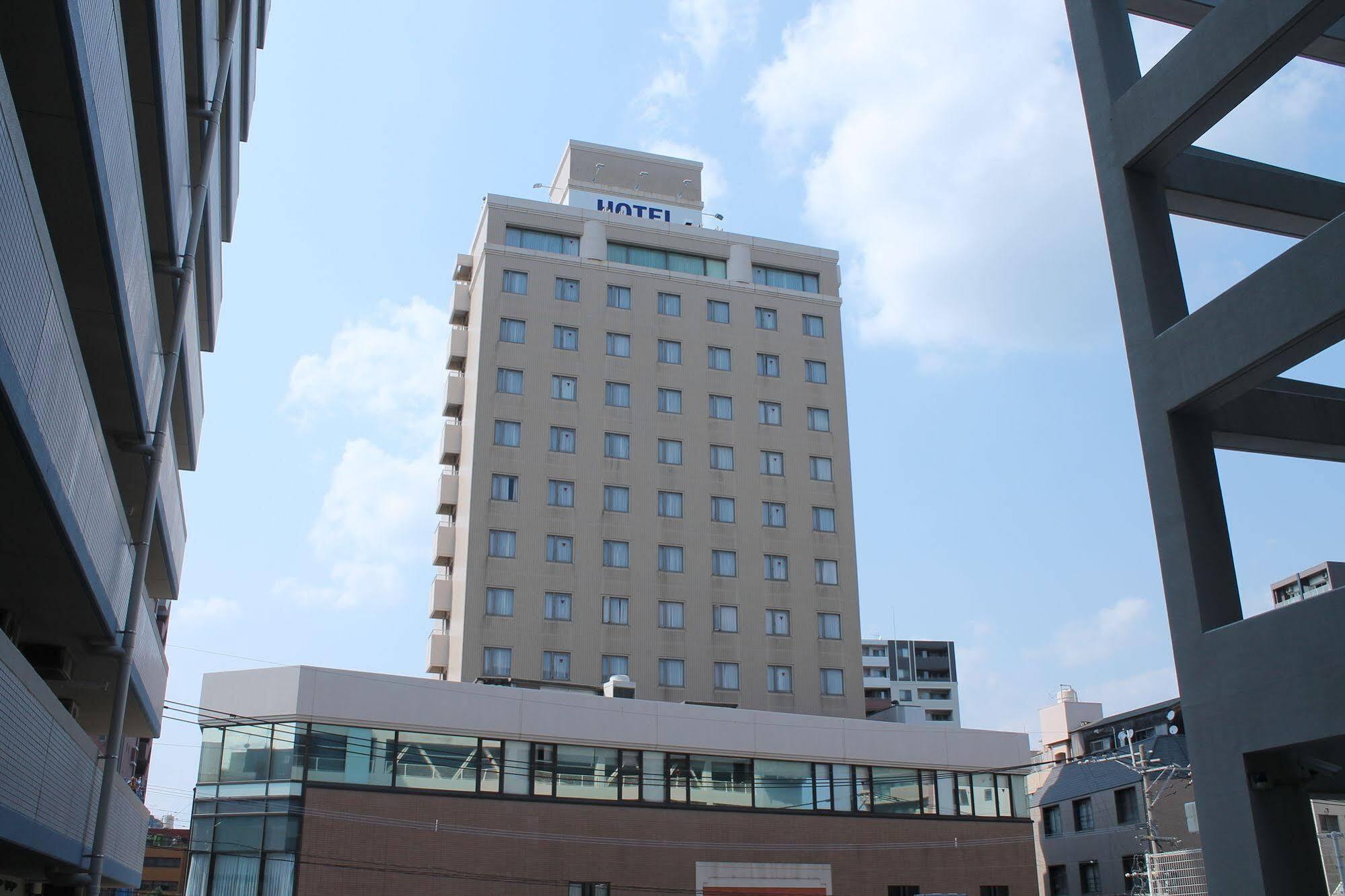 Hotel Livemax Budget Kagoshima Exterior photo