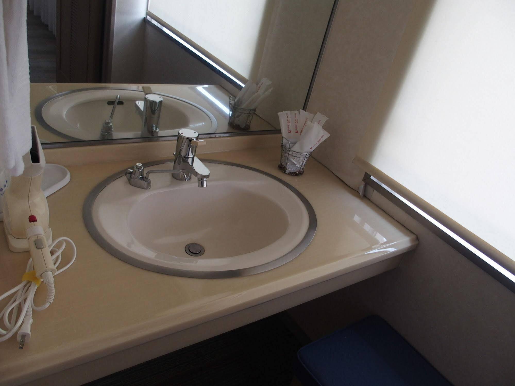 Hotel Livemax Budget Kagoshima Exterior photo