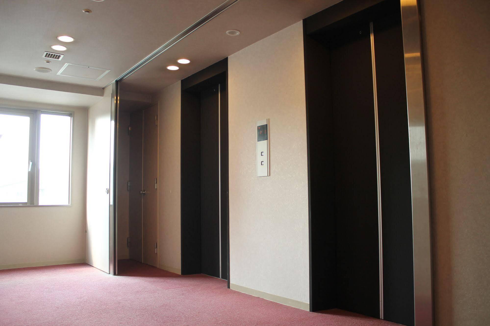 Hotel Livemax Budget Kagoshima Exterior photo